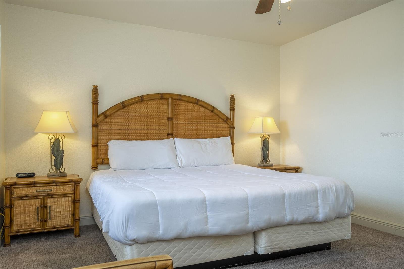 VILLA AT REGAL PALMS CONDO - Residential