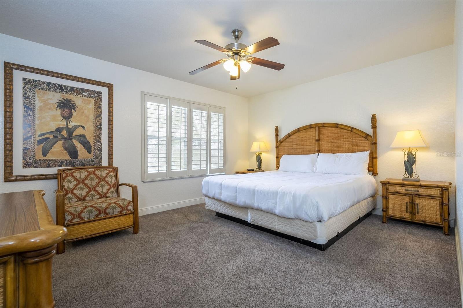 VILLA AT REGAL PALMS CONDO - Residential