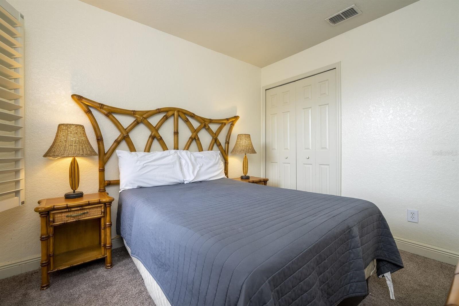 VILLA AT REGAL PALMS CONDO - Residential