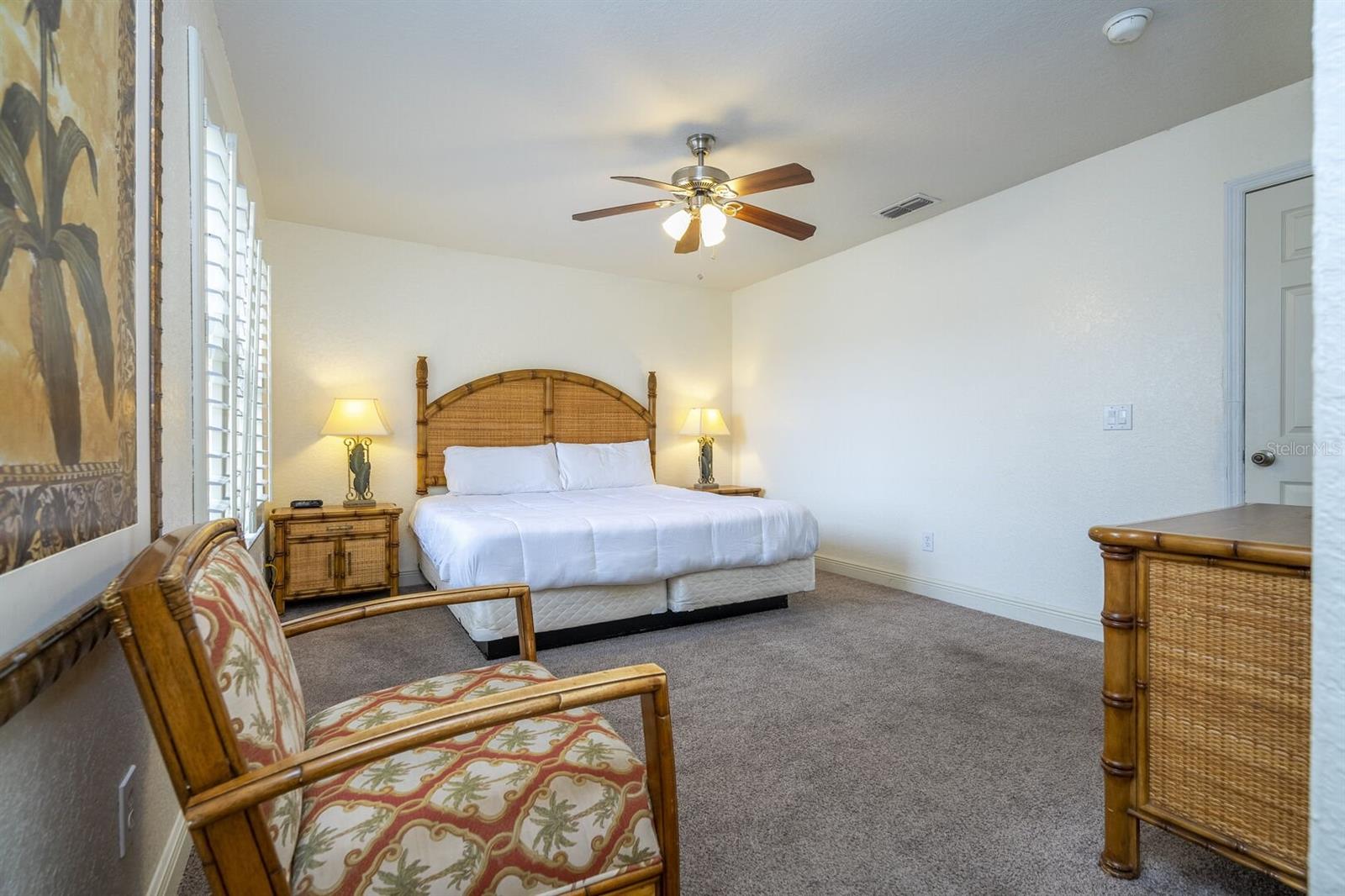 VILLA AT REGAL PALMS CONDO - Residential