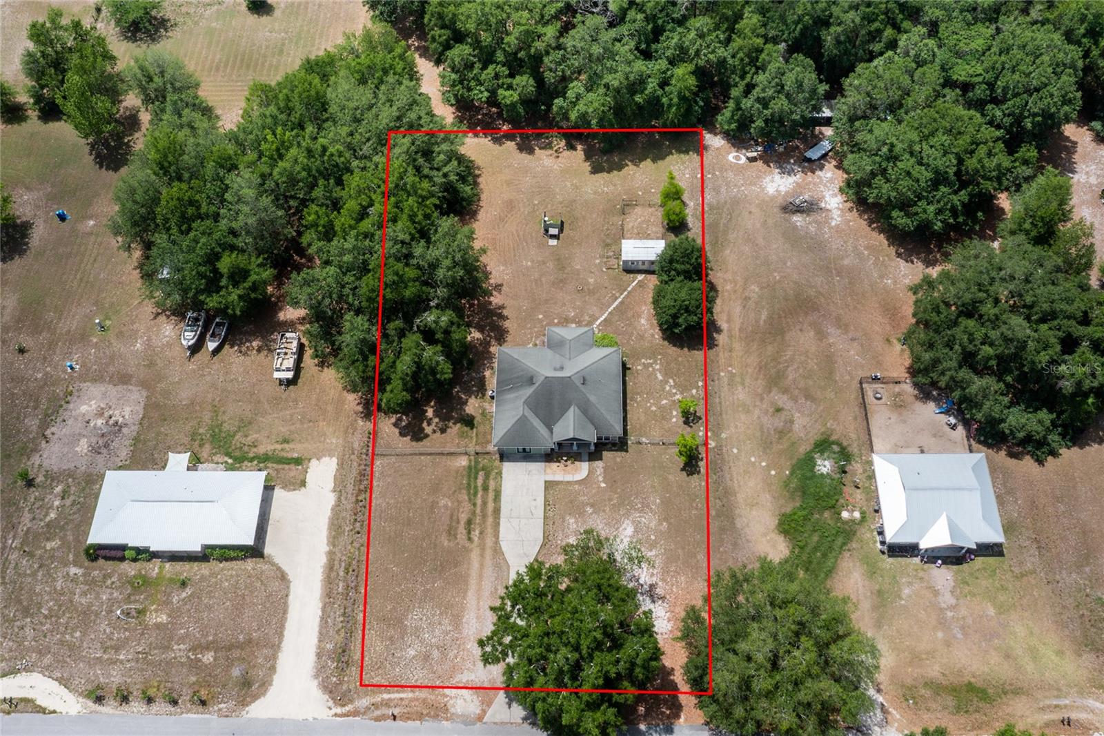 EXECUTIVE HOMES - Residential