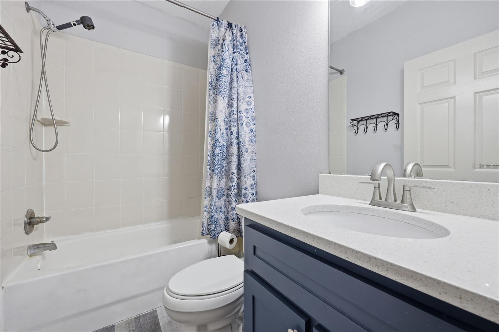 EXECUTIVE HOMES - Residential