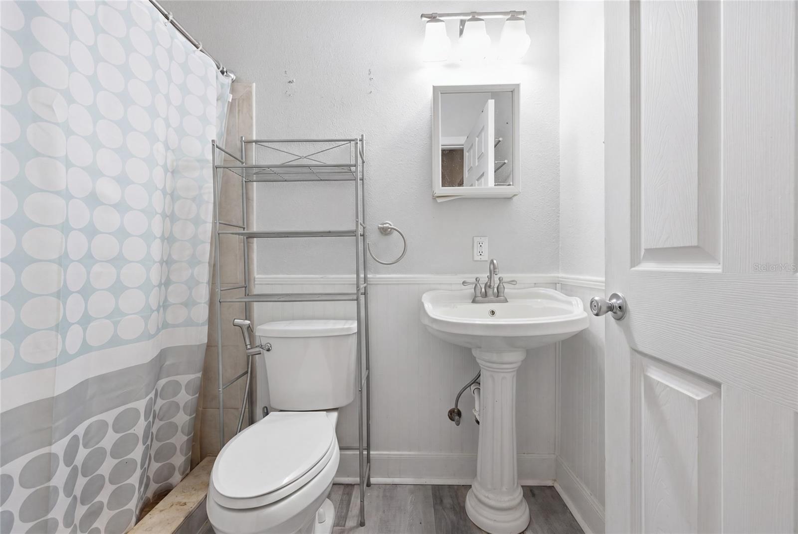 EXECUTIVE HOMES - Residential