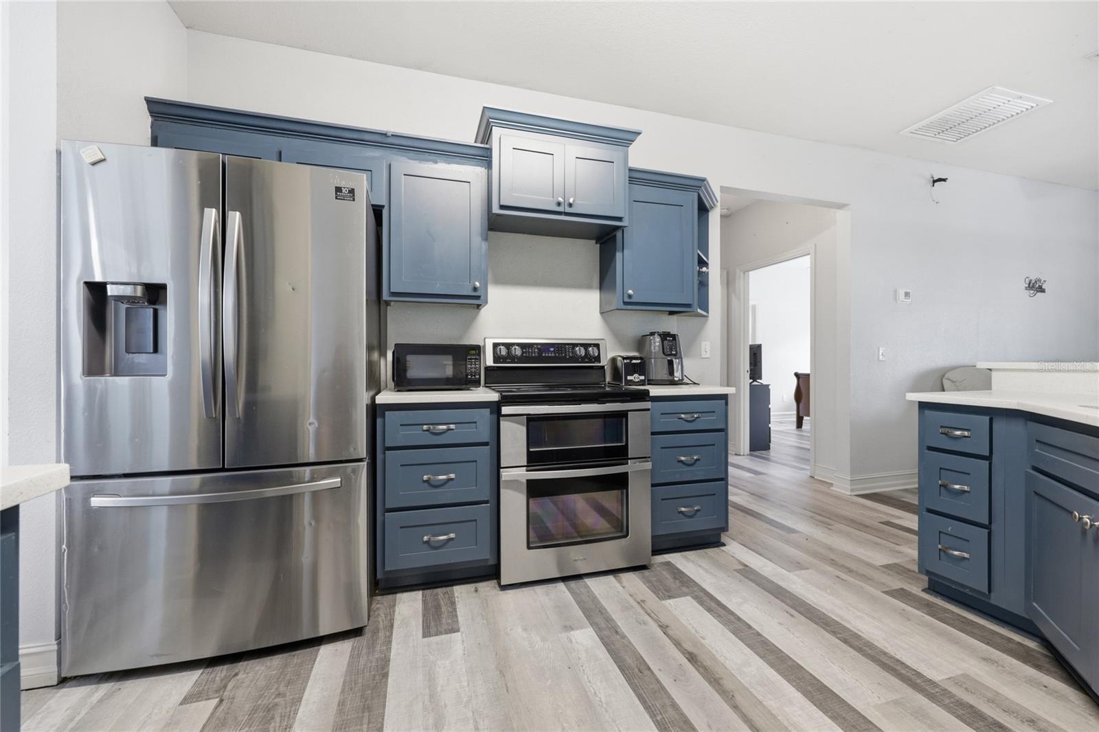 EXECUTIVE HOMES - Residential