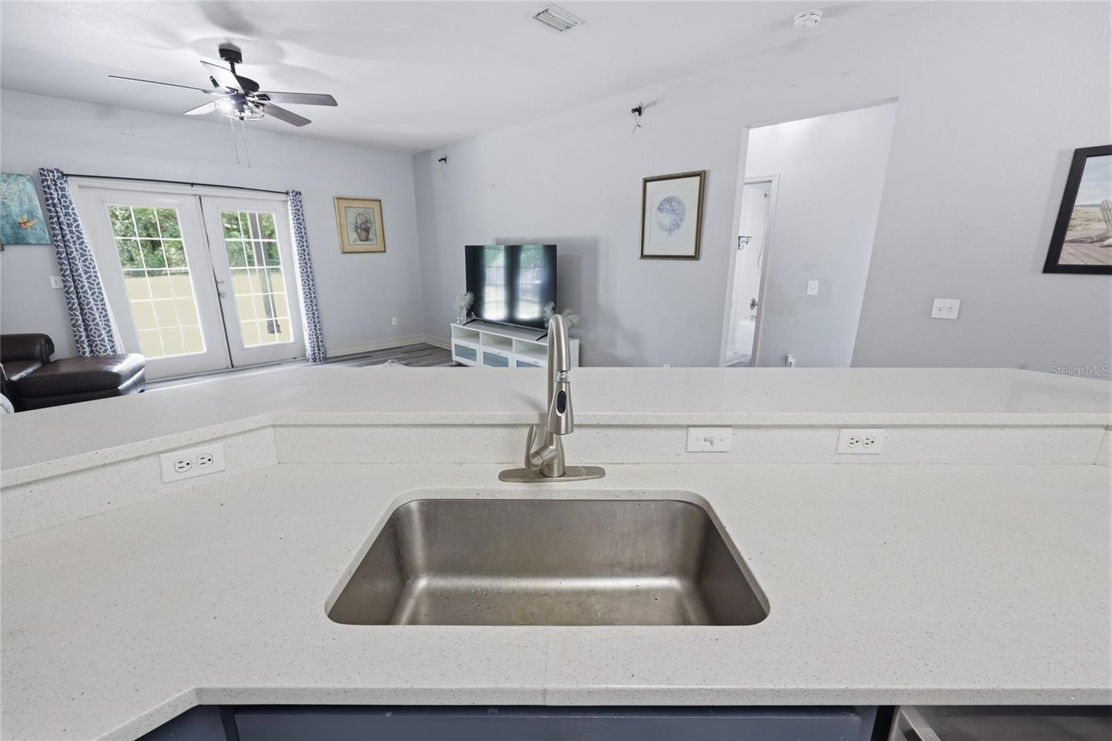 EXECUTIVE HOMES - Residential