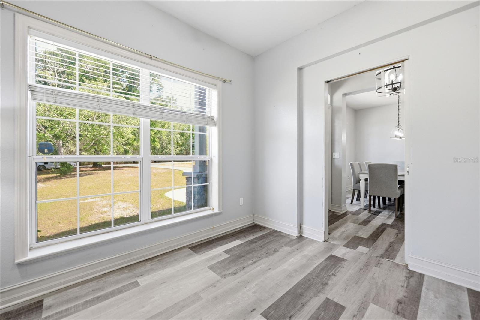 EXECUTIVE HOMES - Residential