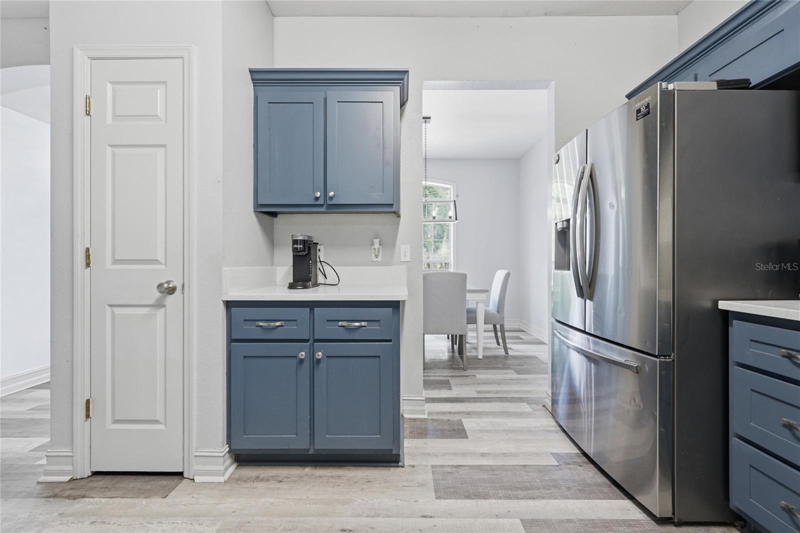 EXECUTIVE HOMES - Residential