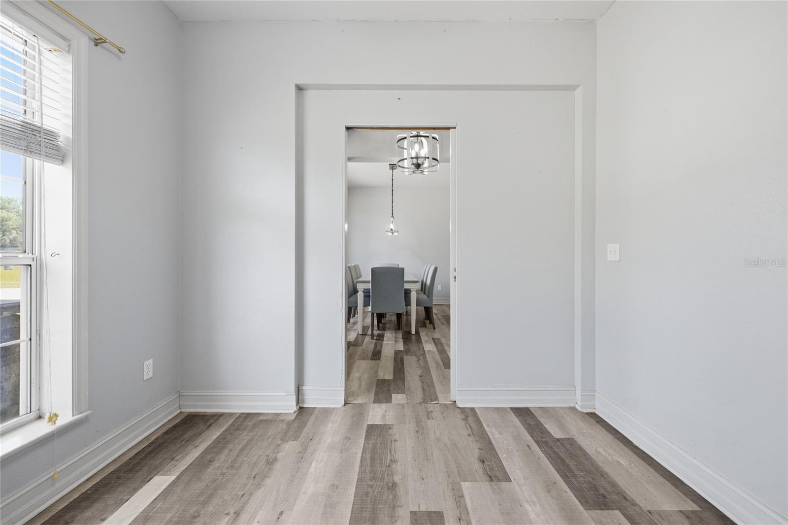 EXECUTIVE HOMES - Residential