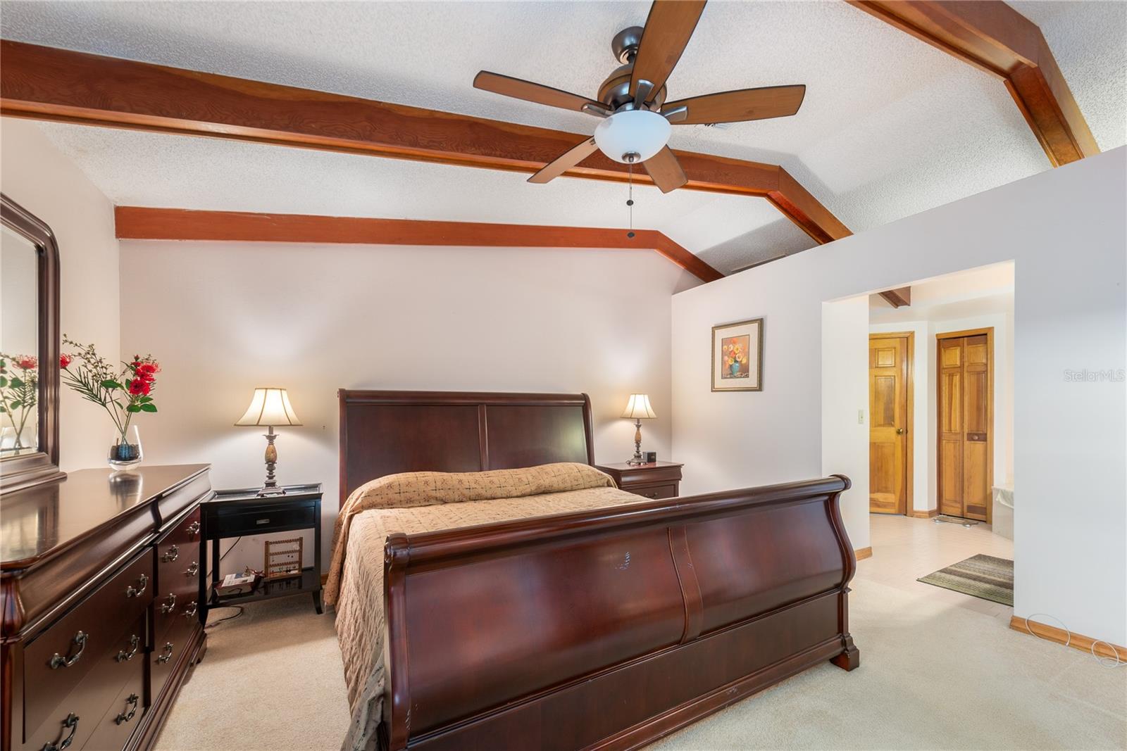 LAUREL OAKS AT COUNT - Residential