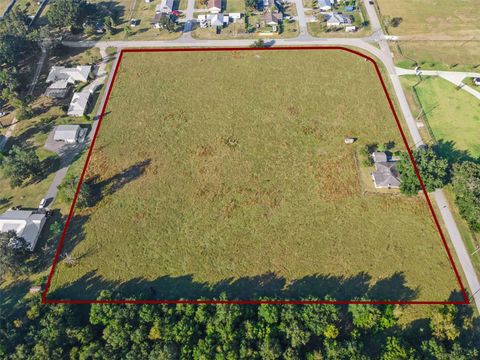 Photo of 6633 Kitty Fox Lane, Lakeland, FL 33813 (MLS # O6358284)
