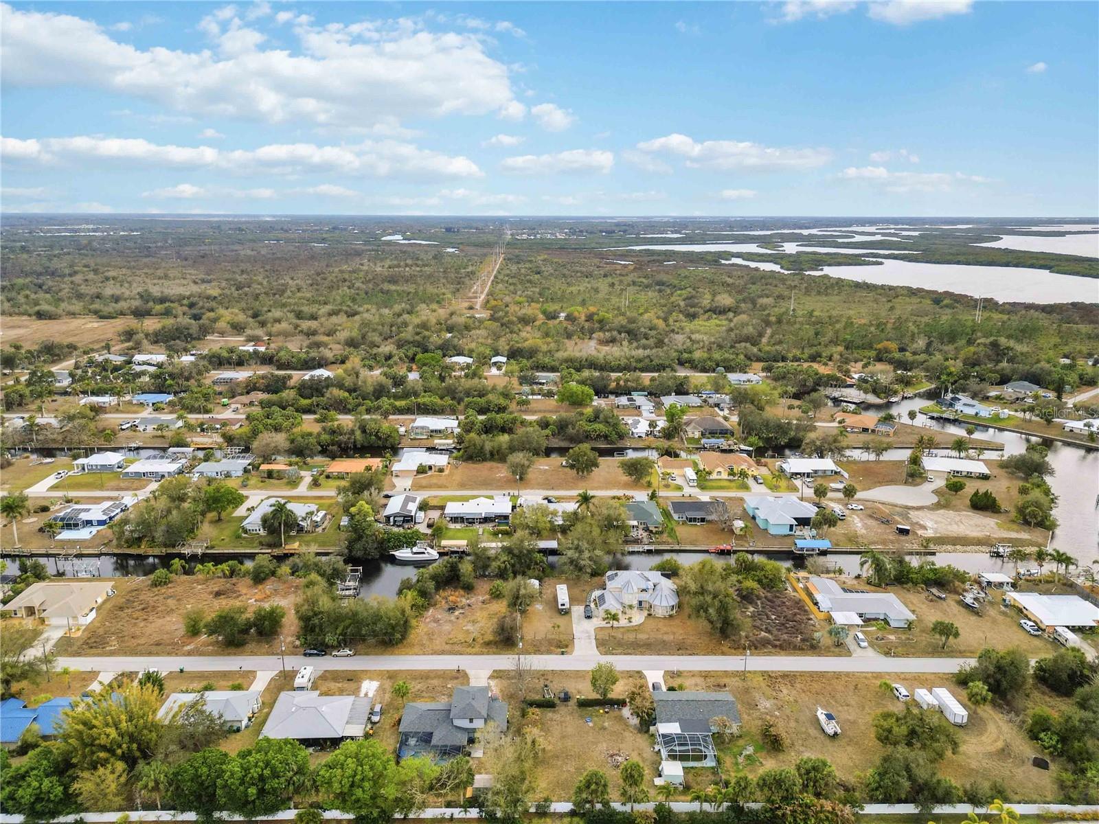 PALM SHORES - Residential