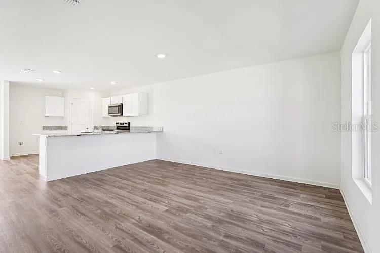 SCENIC TER NORTH - Residential Lease