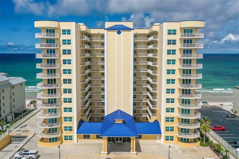 A home in DAYTONA BEACH SHORES