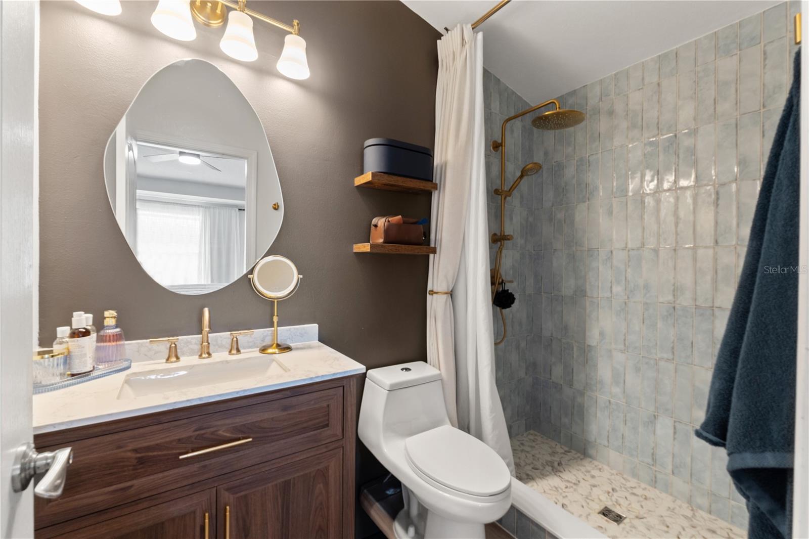 LONE STAR RANCH - Residential