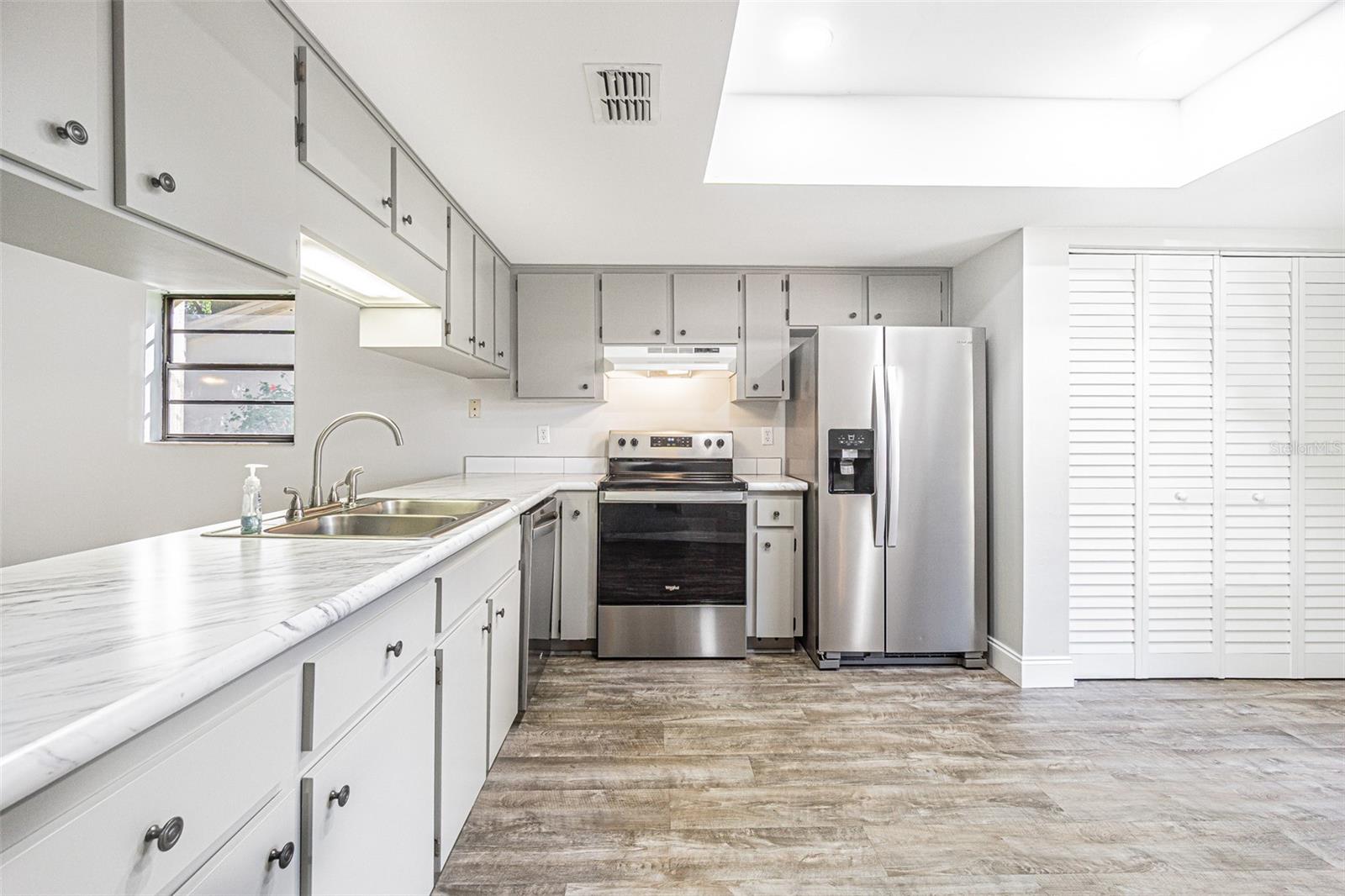 CEDAR RUN - Residential