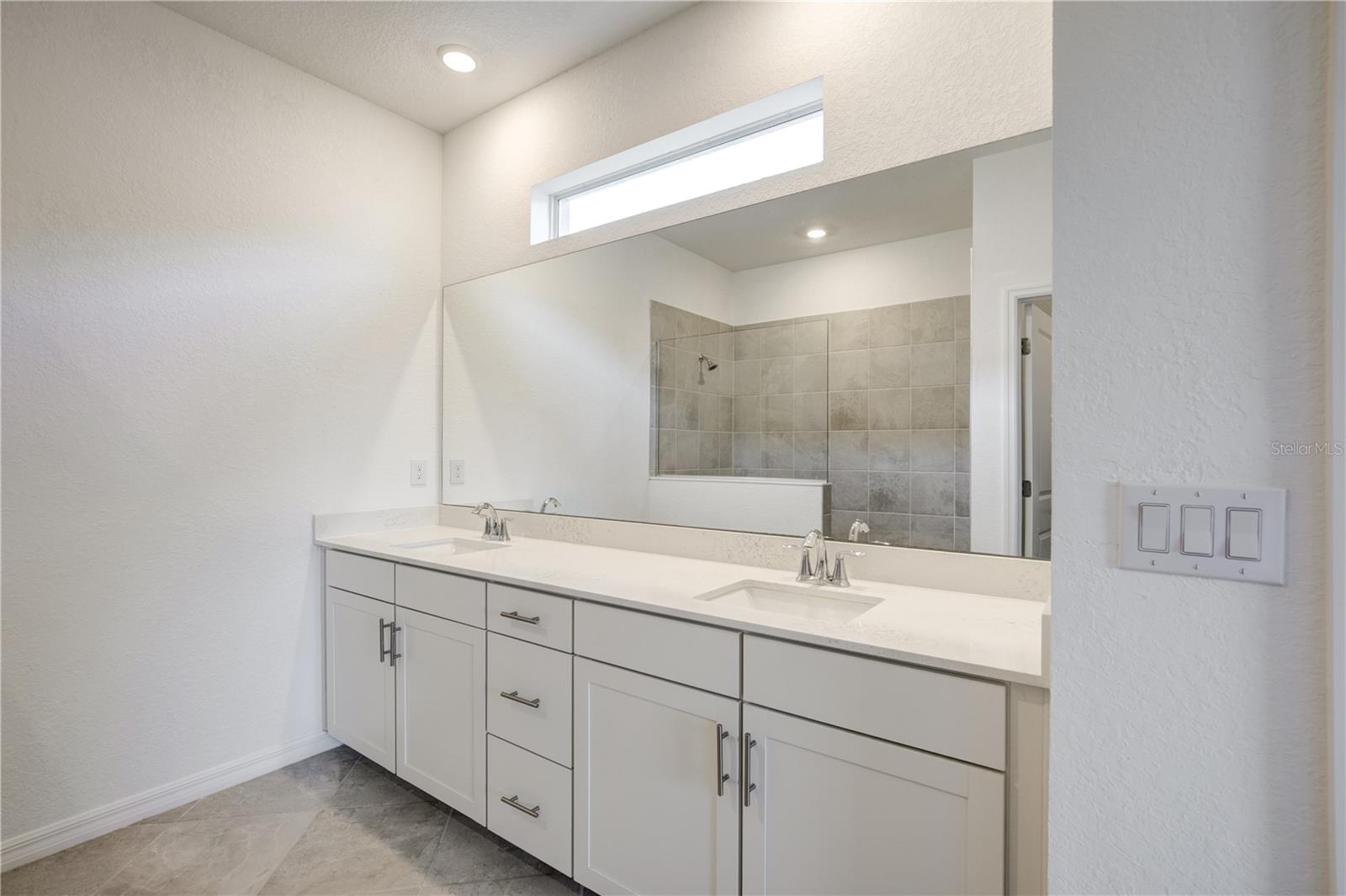 ANTIGUA/WELLEN PARK - Residential Lease