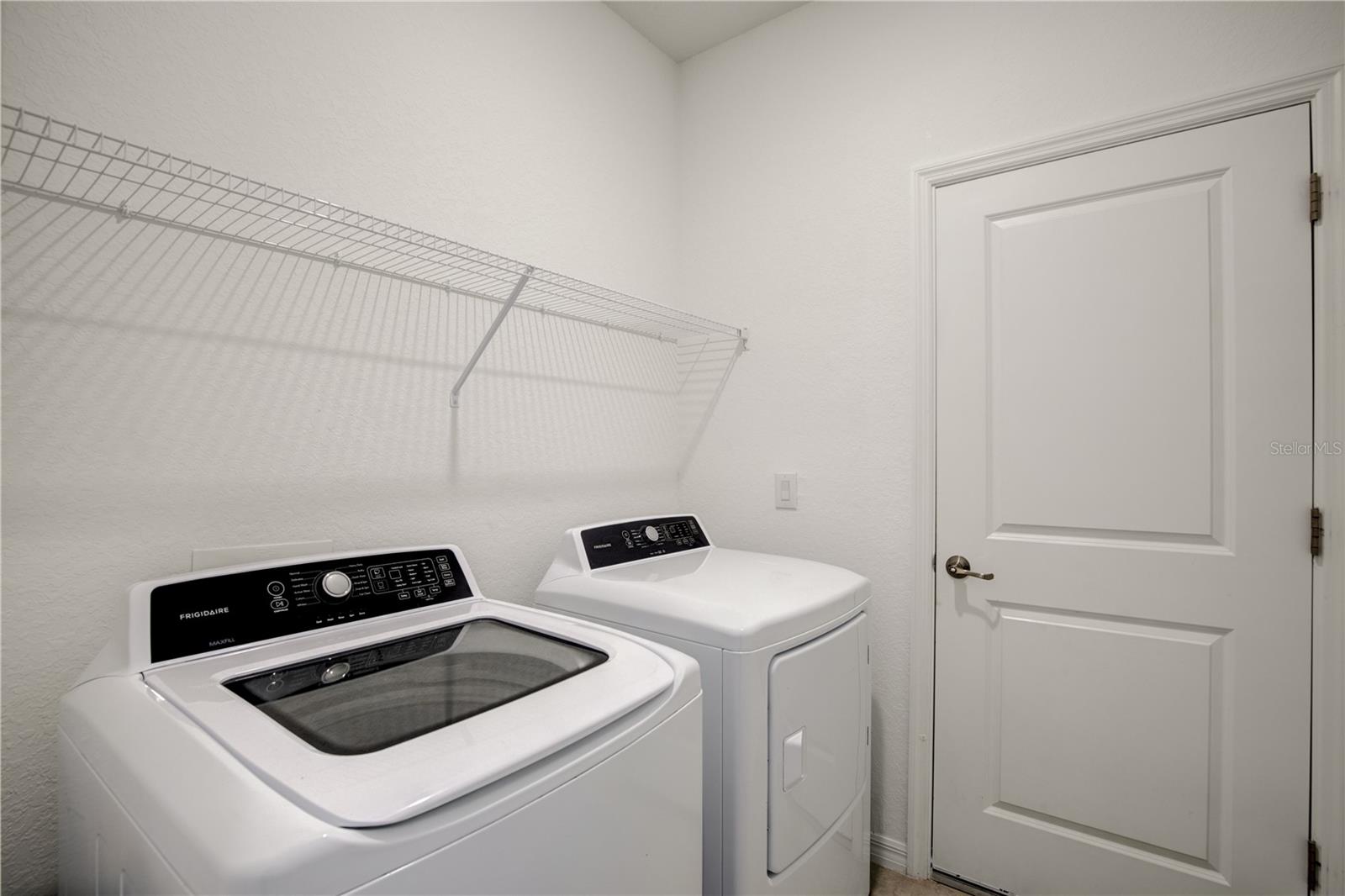 ANTIGUA/WELLEN PARK - Residential Lease