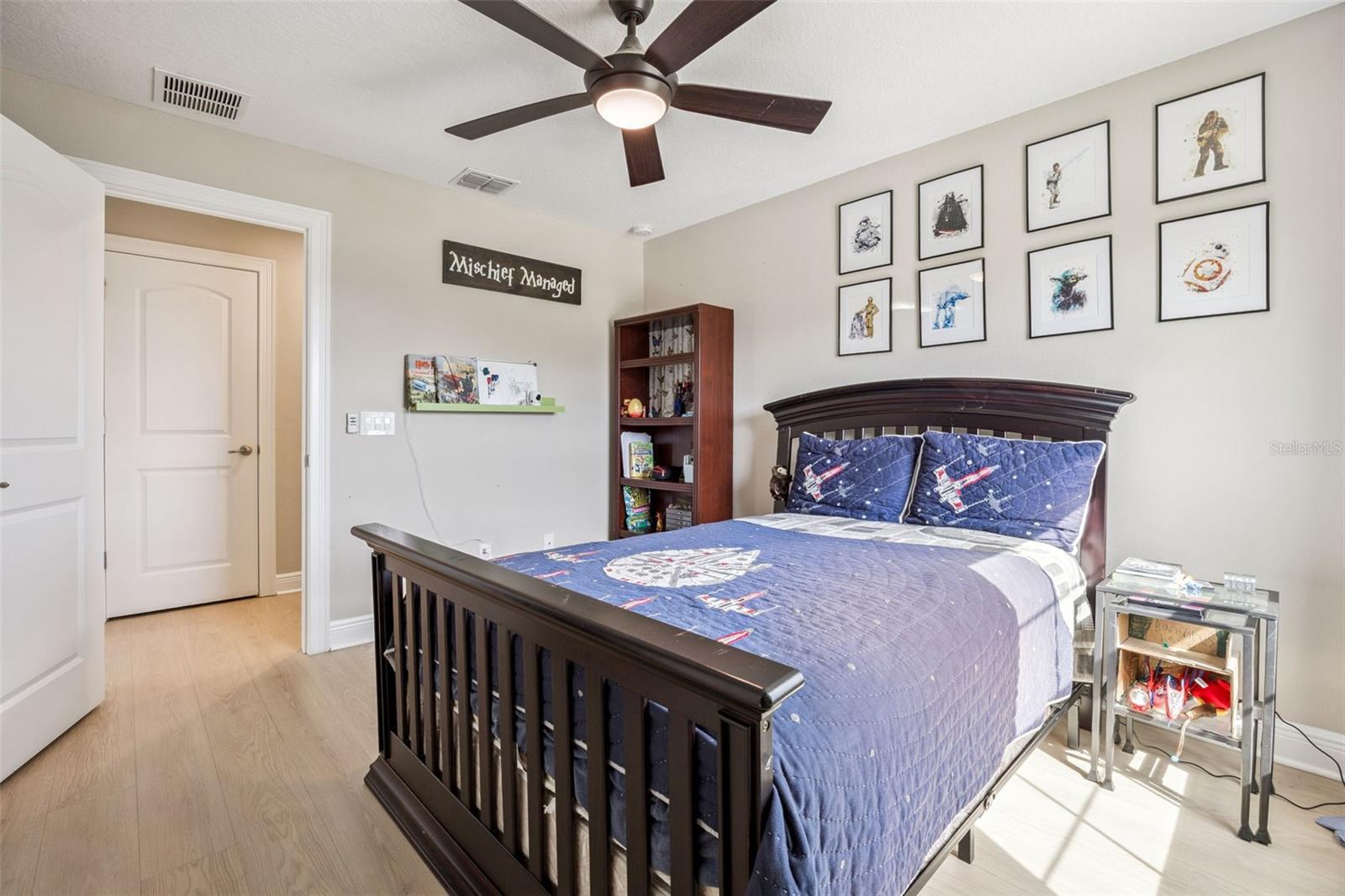 WATERSIDE/JOHNS LK-PH 2B - Residential