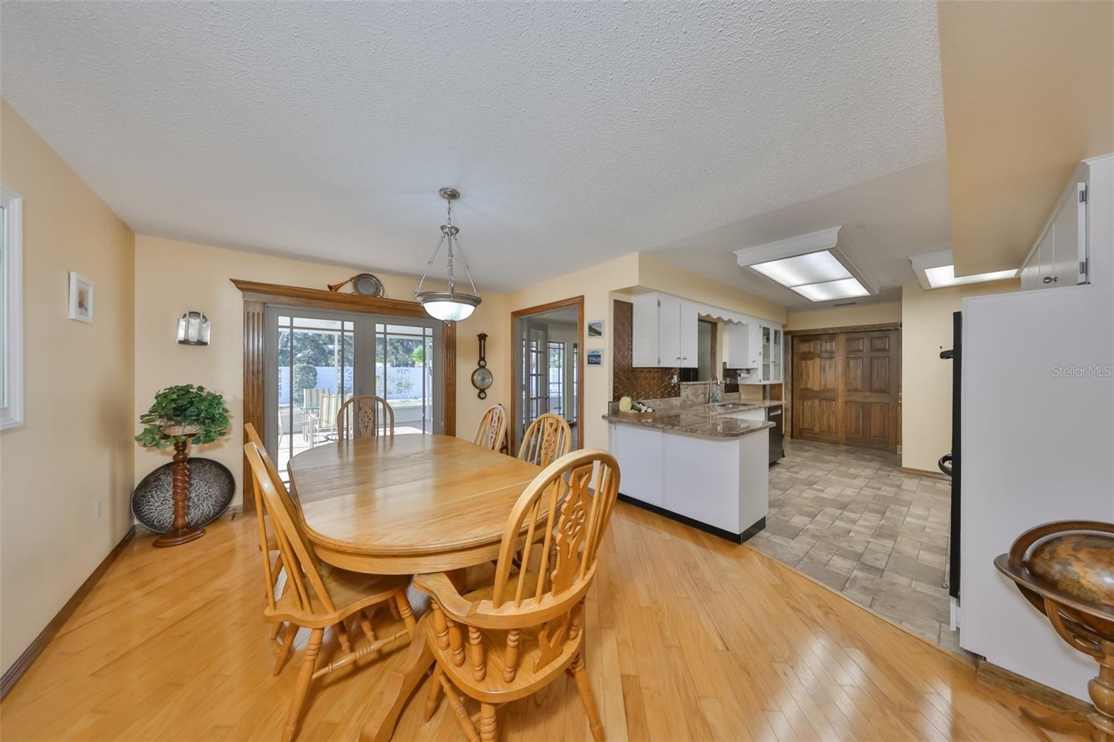 DEL WEBBS SUN CITY FLORIDA UN - Residential