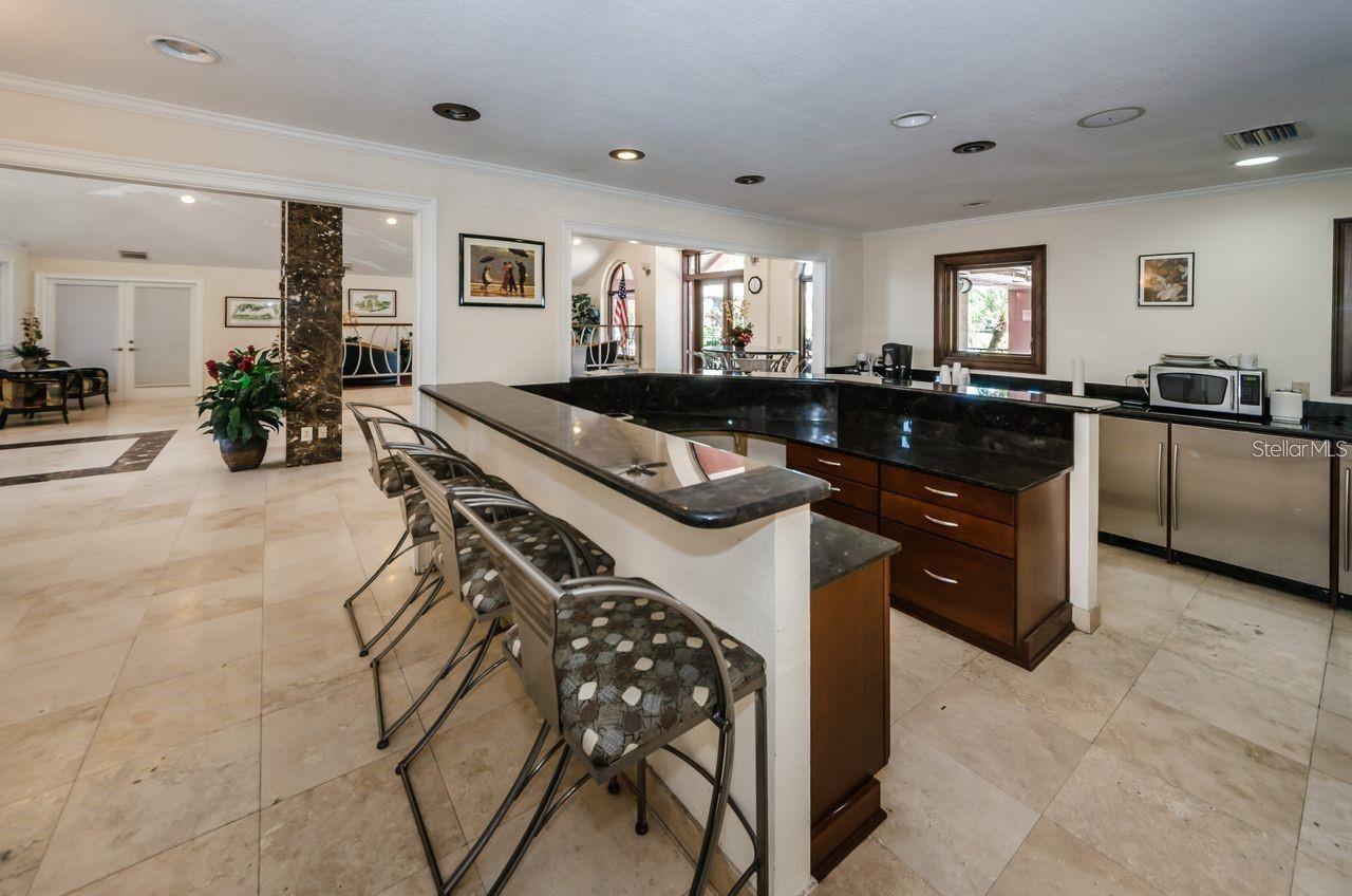 ITOPIA PRIVATE RESIDENCES CONDO - Residential Lease