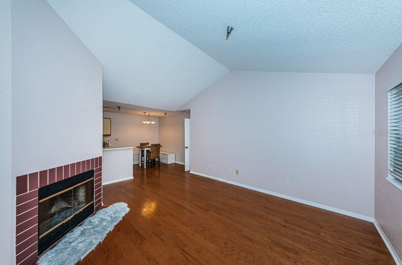 ITOPIA PRIVATE RESIDENCES CONDO - Residential Lease