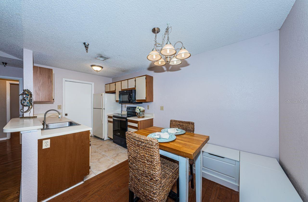 ITOPIA PRIVATE RESIDENCES CONDO - Residential Lease