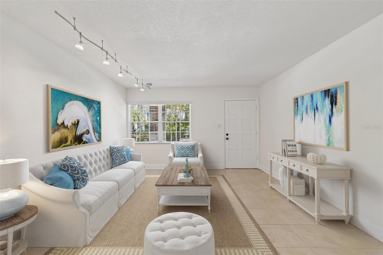 THE RETREAT ON DAVIS ISLAND - Residential