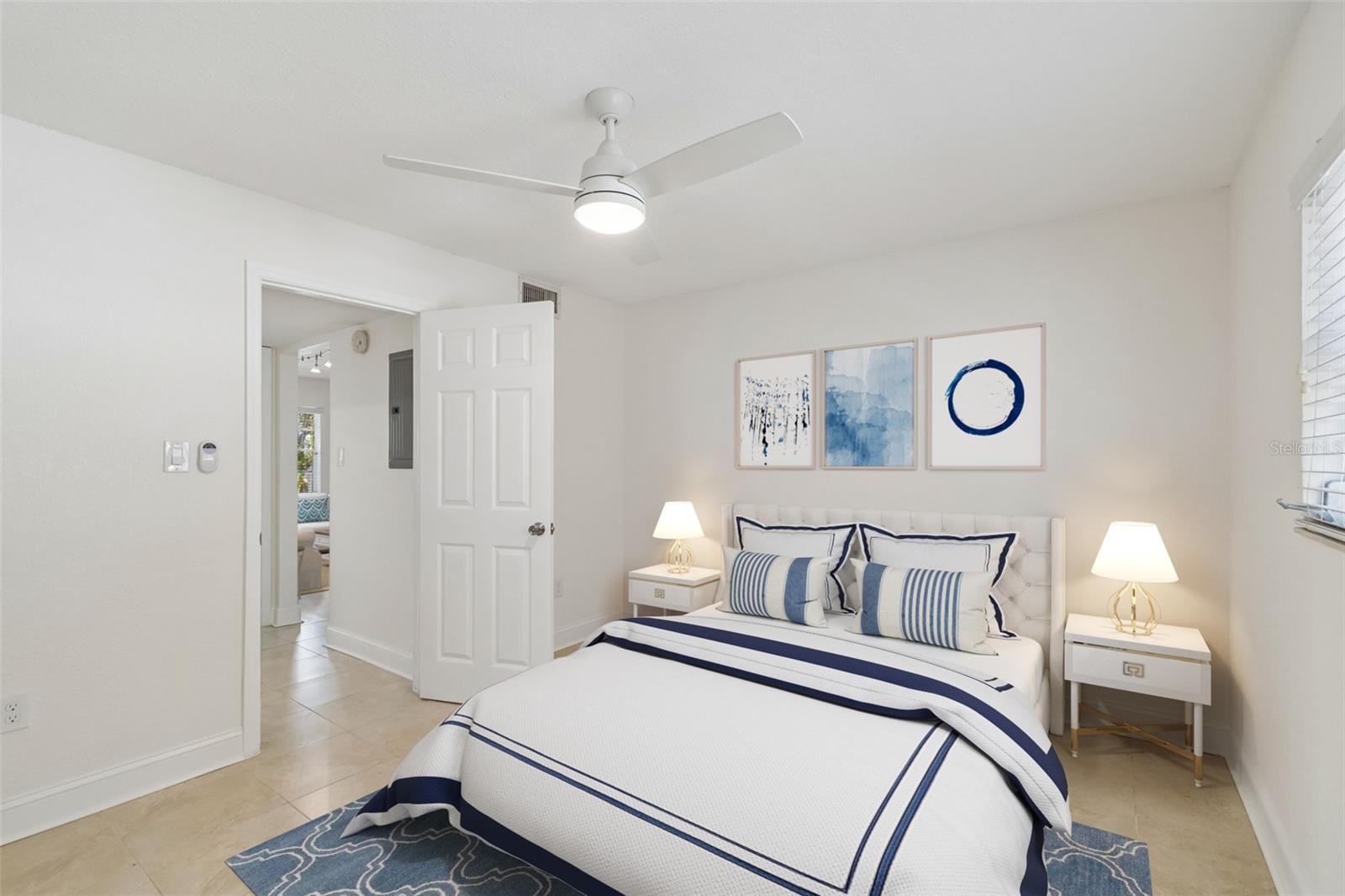 THE RETREAT ON DAVIS ISLAND - Residential