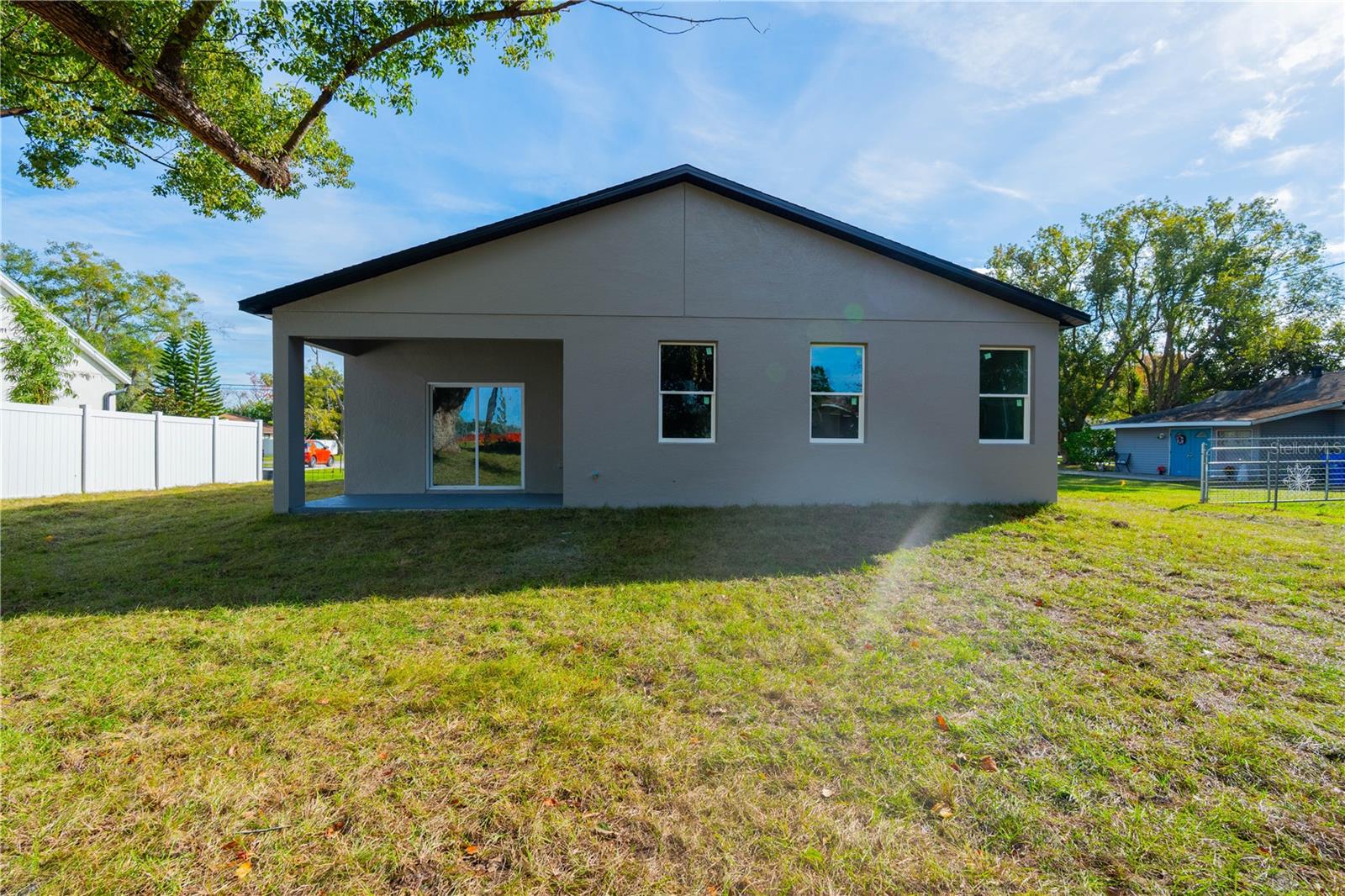 TAVARES BARKSDALES - Residential