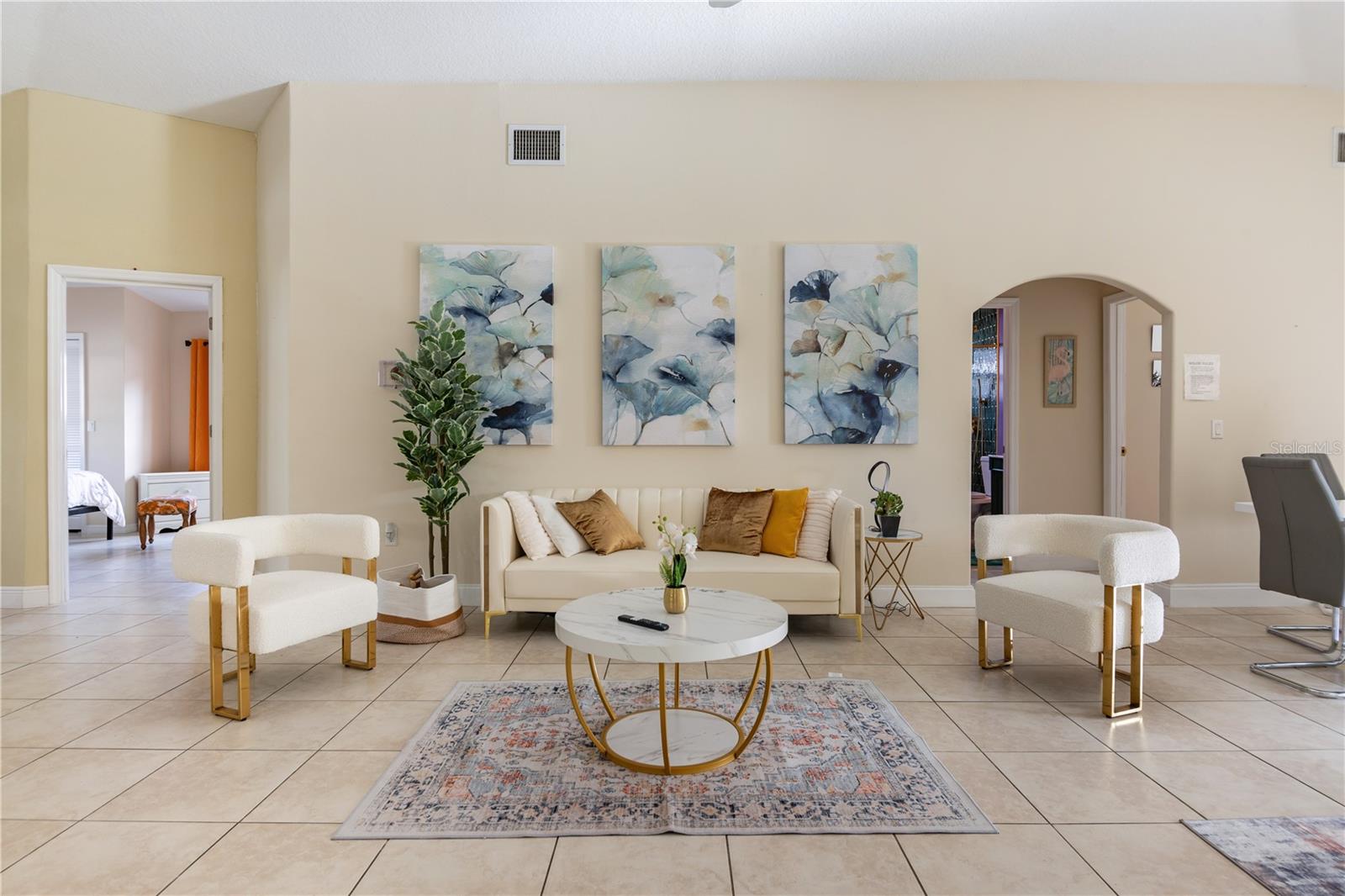 DAVENPORT LAKES PH 05 - Residential