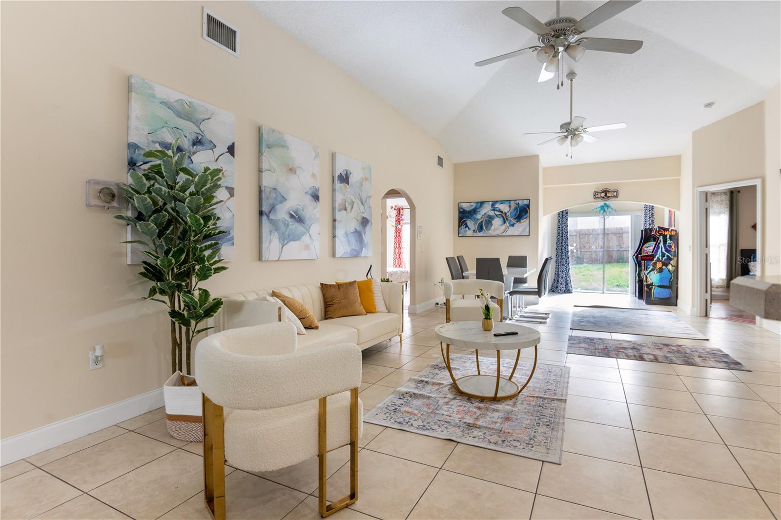 DAVENPORT LAKES PH 05 - Residential