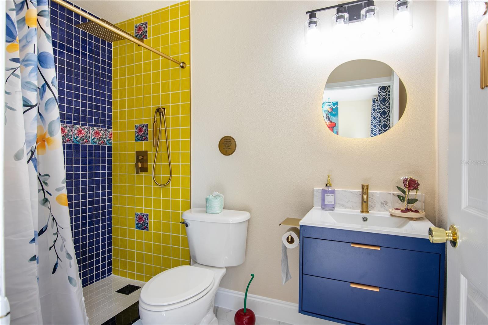 DAVENPORT LAKES PH 05 - Residential