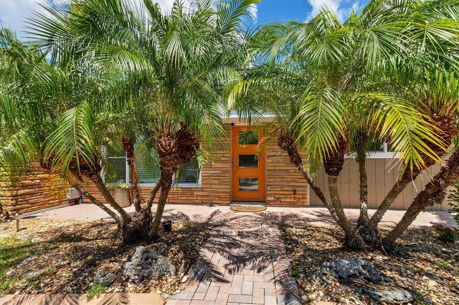 4919 LEMON BAY DRIVE