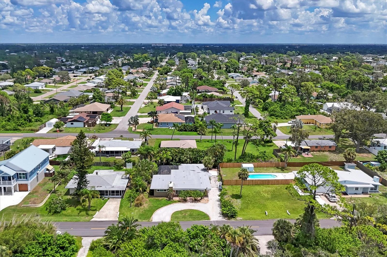 SOUTH VENICE - Residential