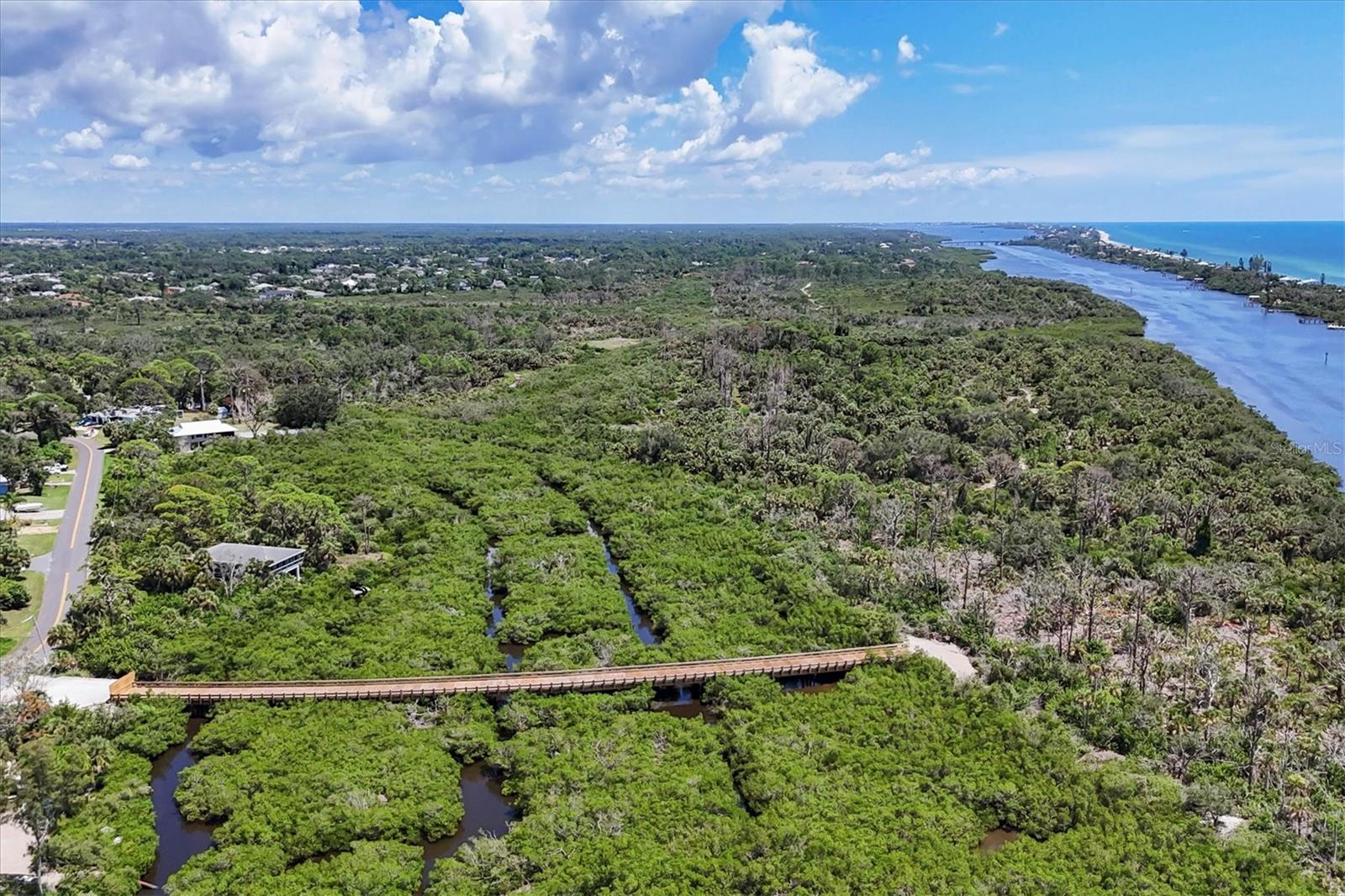 SOUTH VENICE - Residential