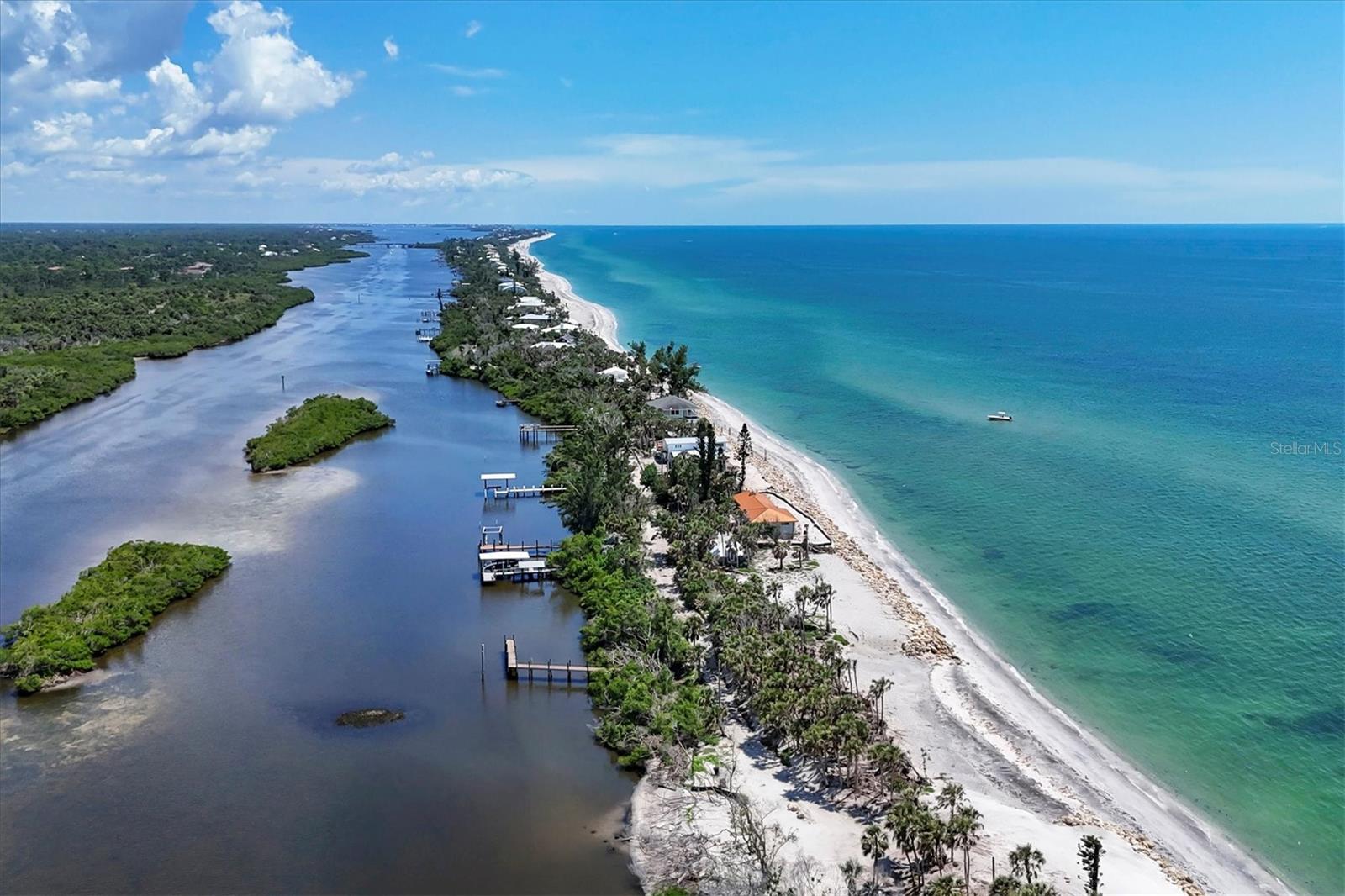 SOUTH VENICE - Residential