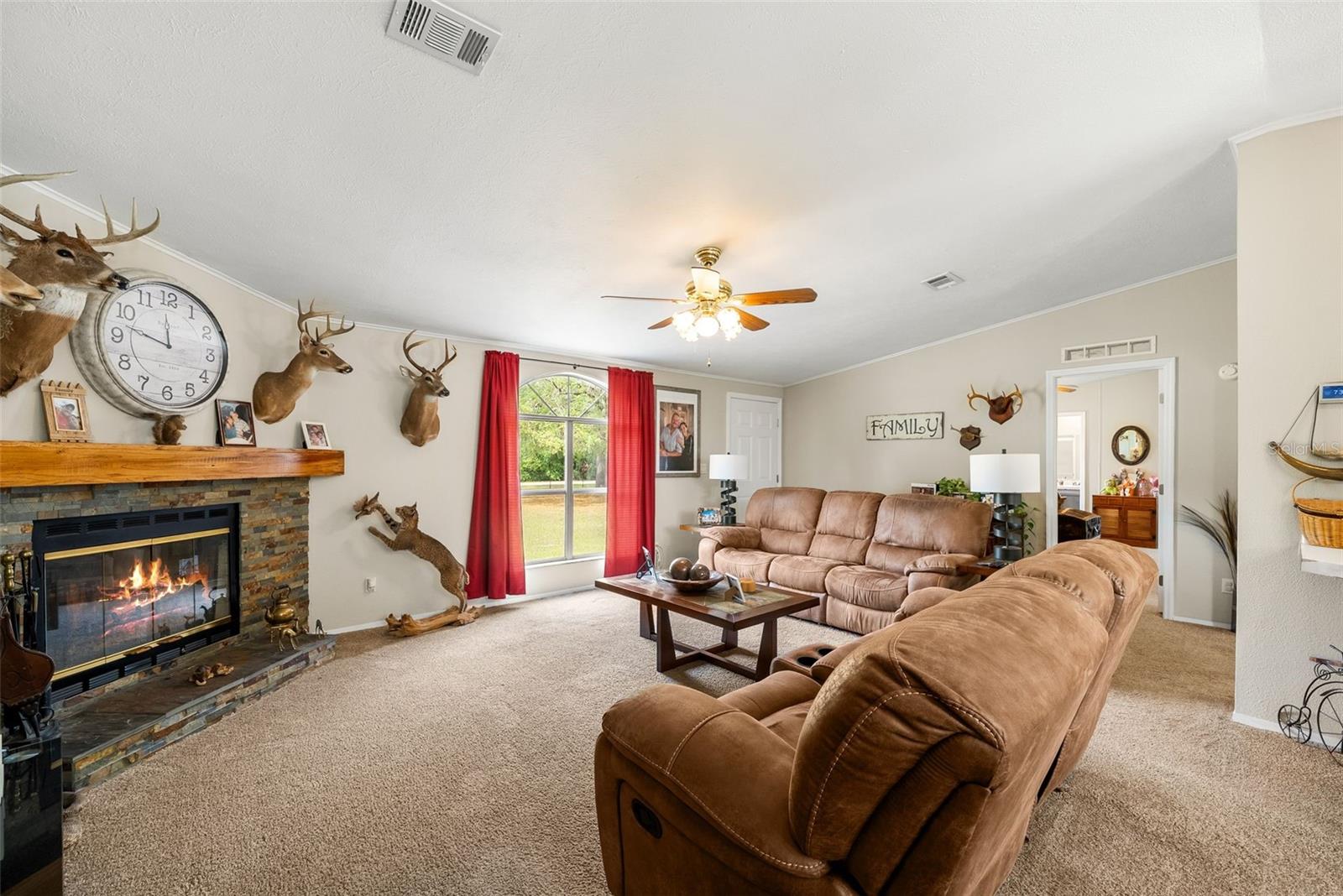 LAKE TROPICANA RANCHETTES - Residential