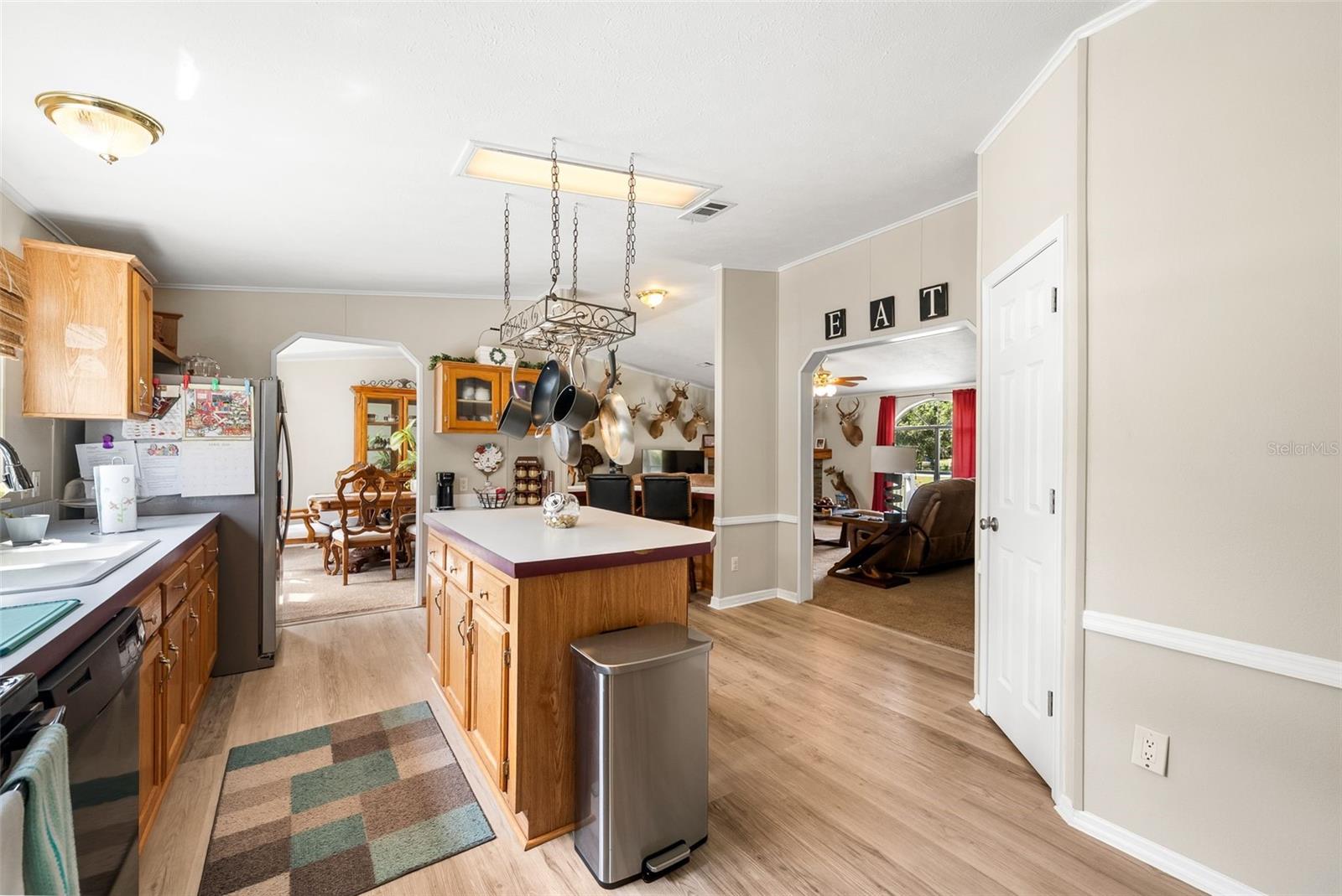 LAKE TROPICANA RANCHETTES - Residential