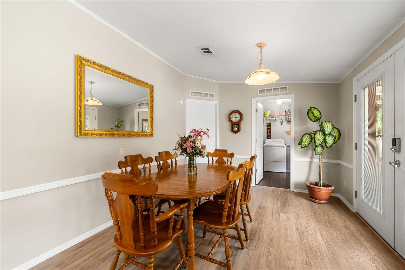 LAKE TROPICANA RANCHETTES - Residential