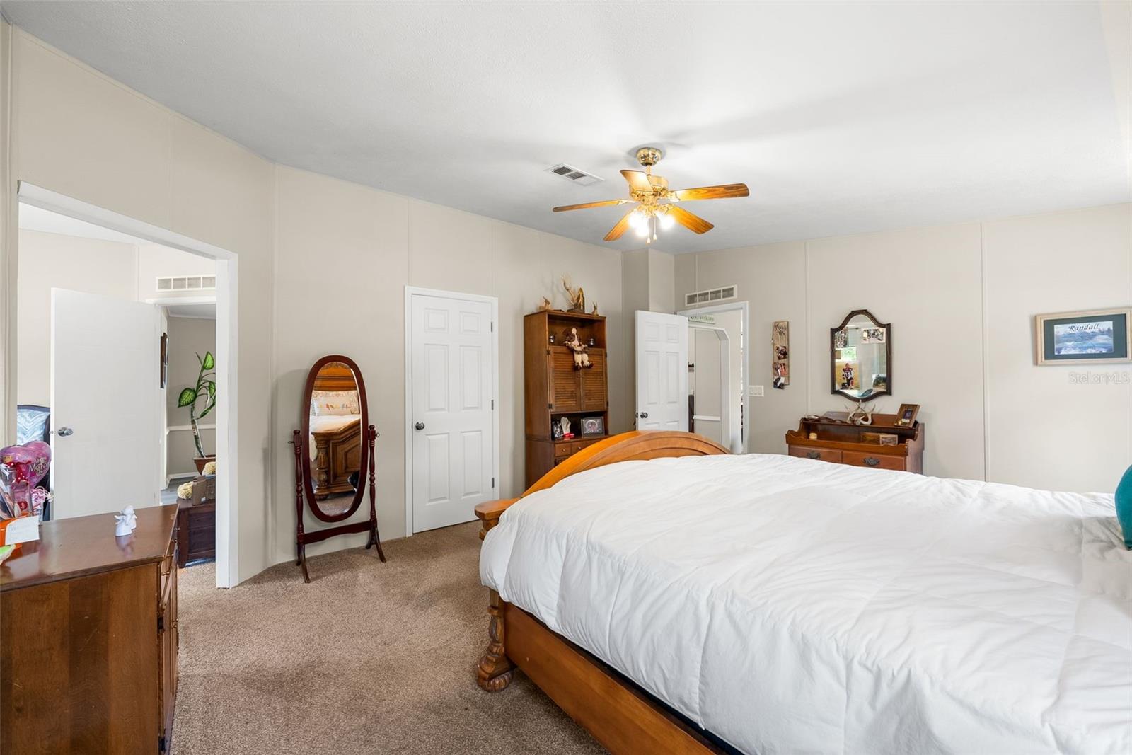 LAKE TROPICANA RANCHETTES - Residential