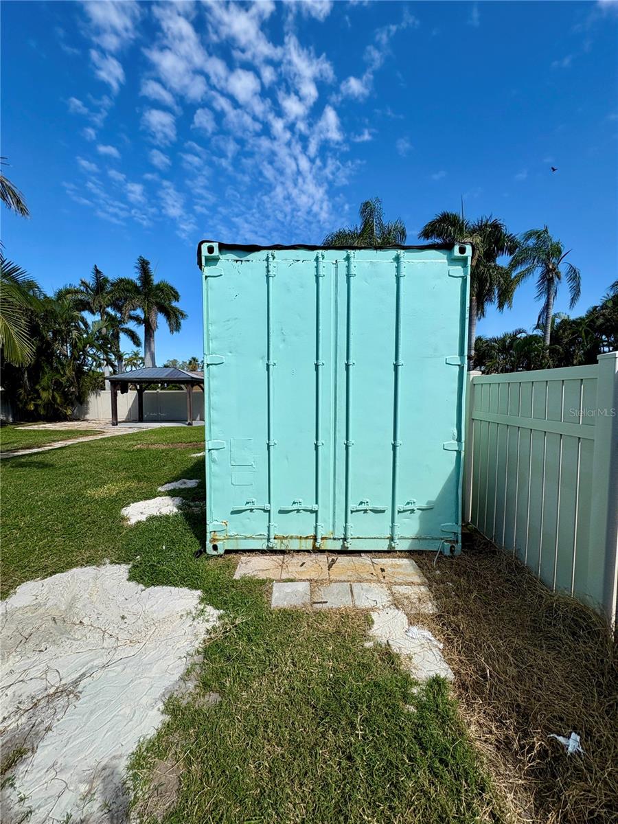 GULF & BAY ESTS - Residential Lease