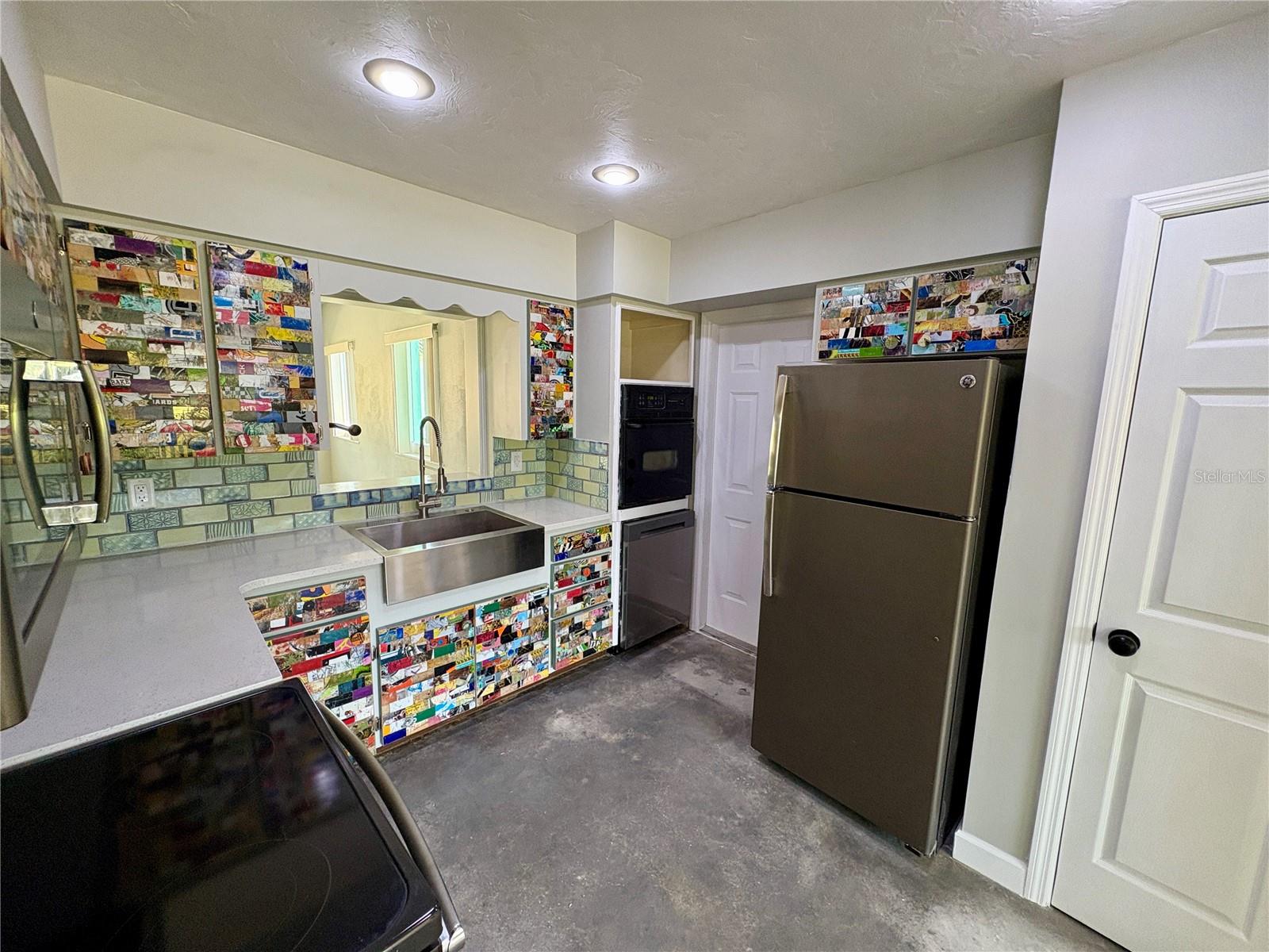 GULF & BAY ESTS - Residential Lease