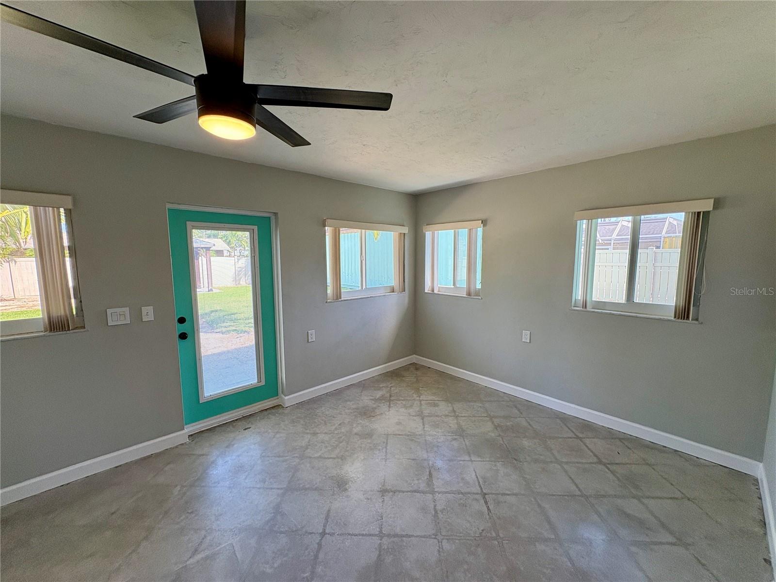 GULF & BAY ESTS - Residential Lease