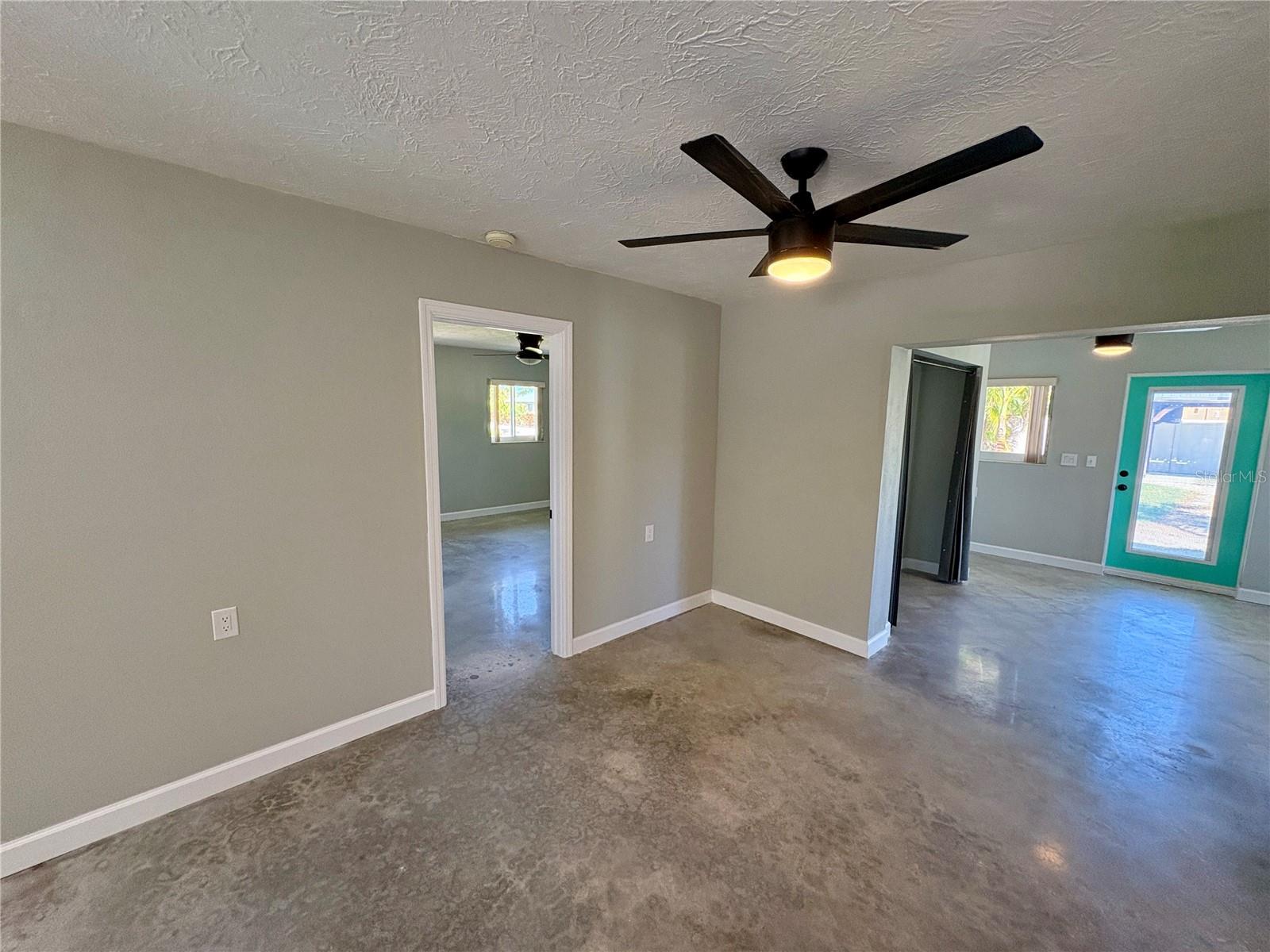 GULF & BAY ESTS - Residential Lease