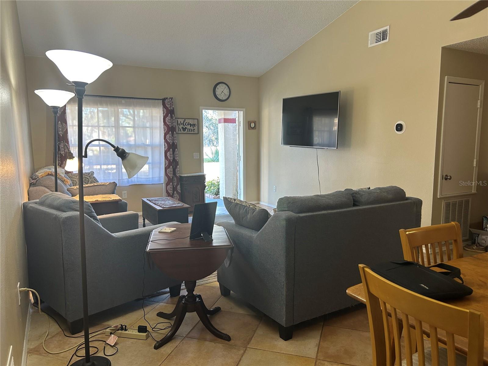 SILVER SPGS SHORES UN 28 - Residential