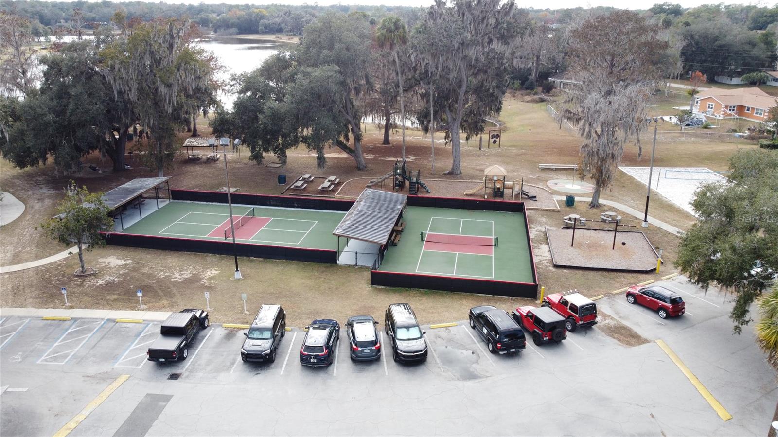 SILVER SPGS SHORES UN 28 - Residential