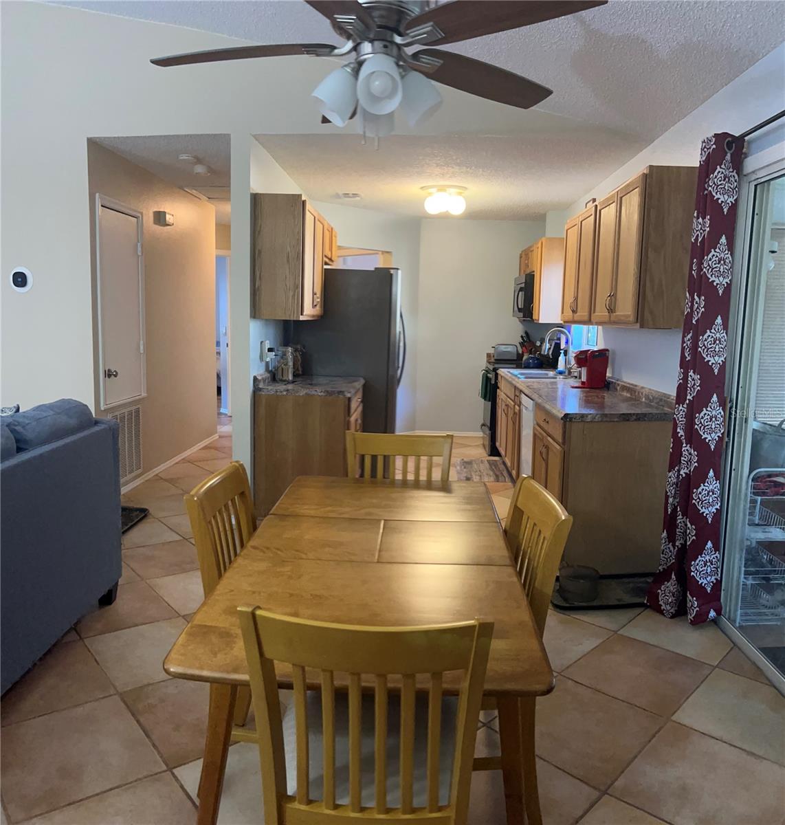 SILVER SPGS SHORES UN 28 - Residential