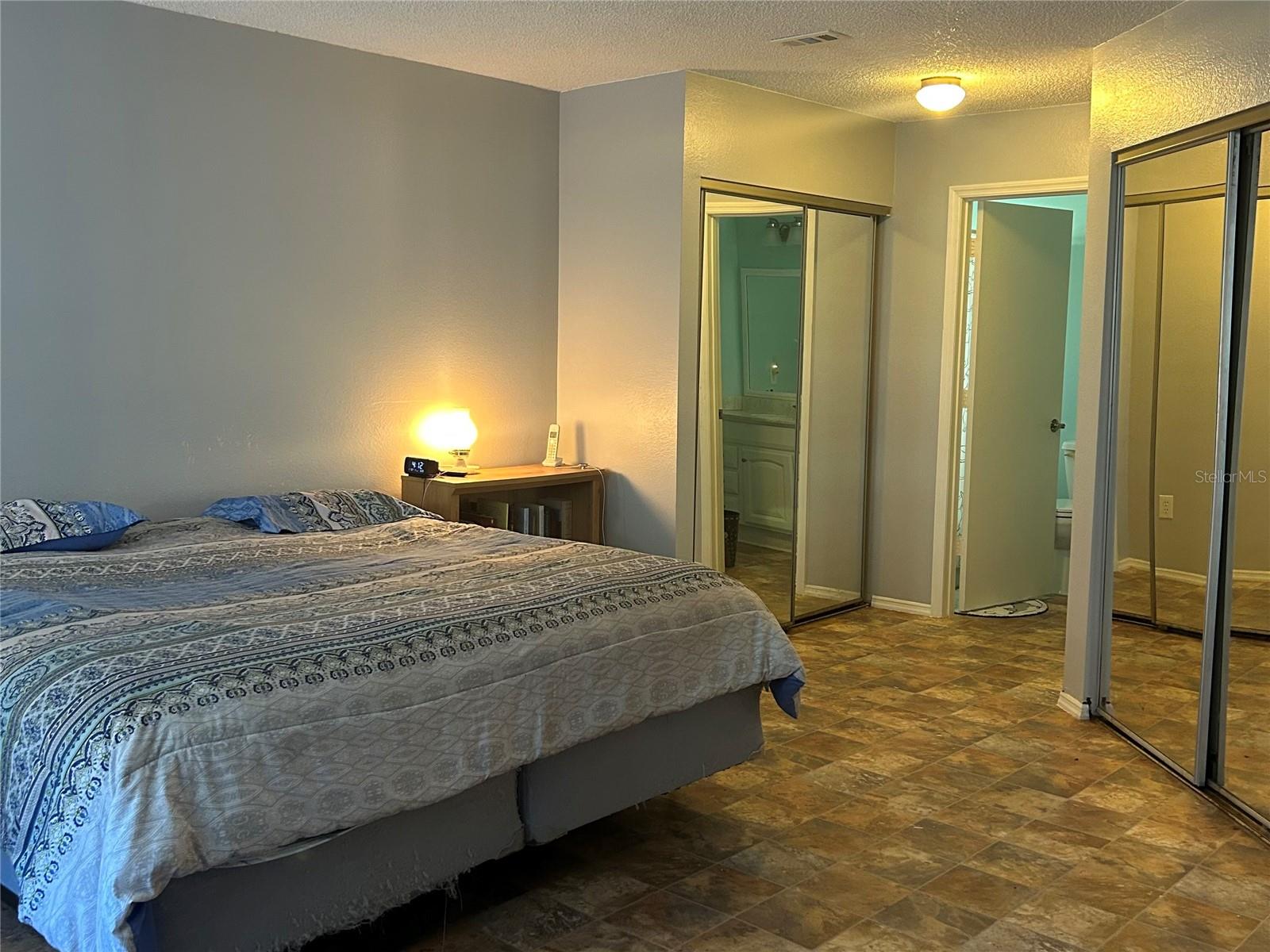 SILVER SPGS SHORES UN 28 - Residential