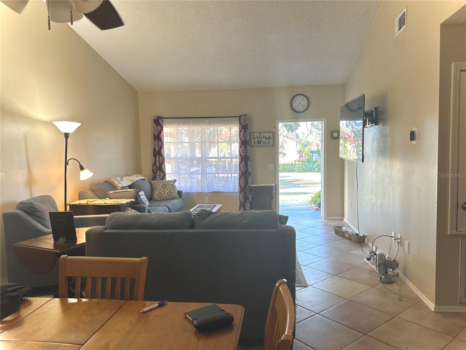 SILVER SPGS SHORES UN 28 - Residential