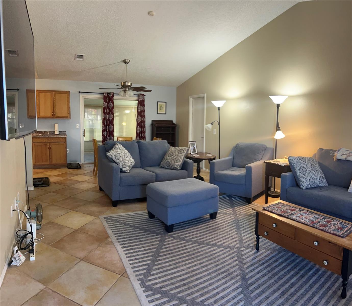 SILVER SPGS SHORES UN 28 - Residential